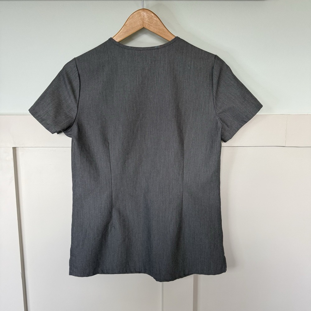 Figs Casma Three Pocket Scrub Top Women's XS Gray Medical Massage - Picture 4 of 8